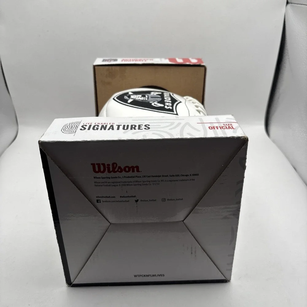 RAIDERS WILSON‎ LIVE ENABLED SIGNATURE AUTOGRAPHED FOOTBALL Darren McFadden #20